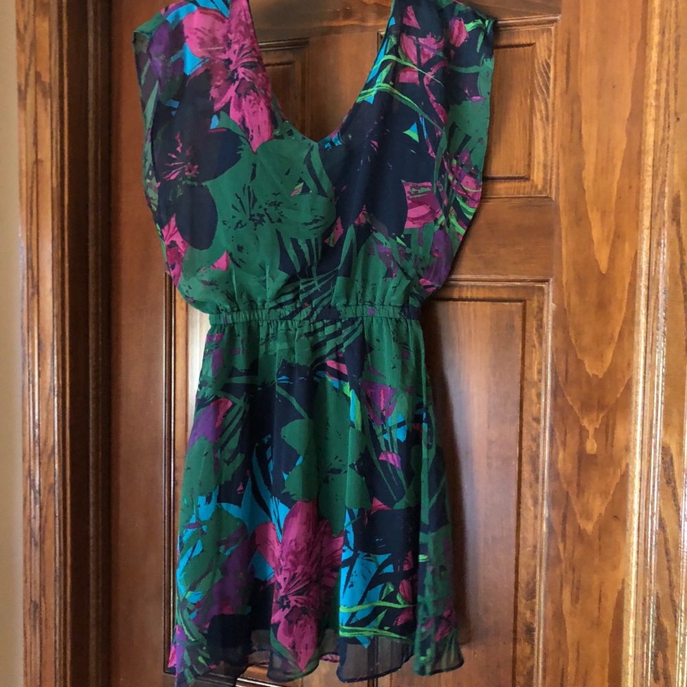 Short summer dress